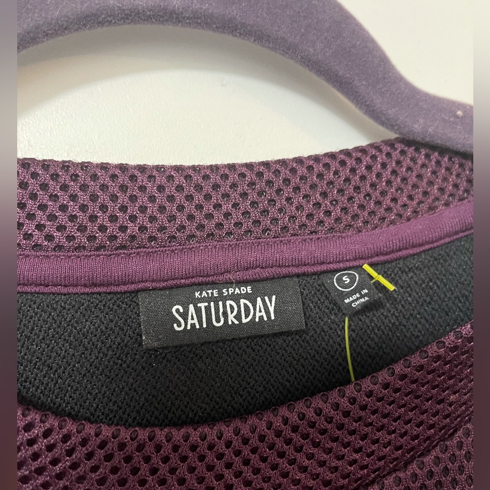 𝐊𝐚𝐭𝐞 𝐒𝐩𝐚𝐝𝐞 ♠️ 𝐒𝐰𝐞𝐚𝐭𝐬𝐡𝐢𝐫𝐭 - Picture 3 of 4